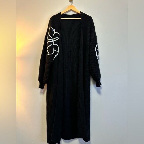 Black Floral Embroidered Womens Sweater 2XL - Picture 7 of 10